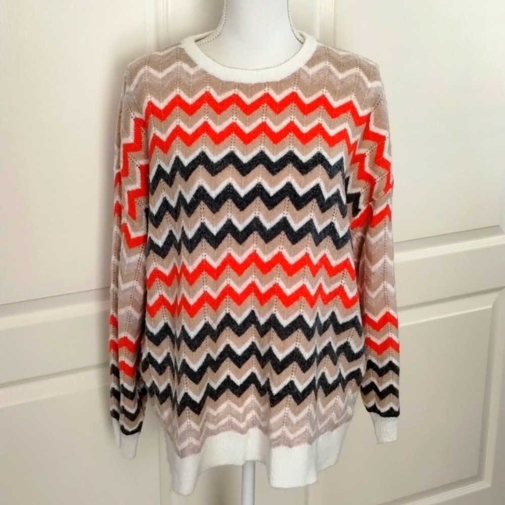 Adora sweater size medium zig zag soft gray orange white tan oversized